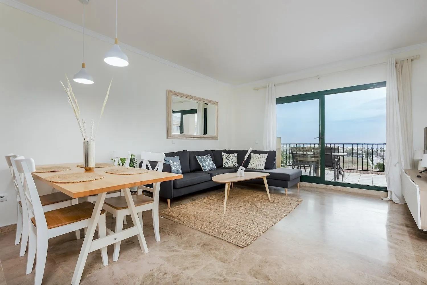 Awesome Views And Walk To The Beach! Rdr316 location